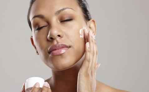 皮肤分为哪几种类型 油性肌肤该怎么改善和护理