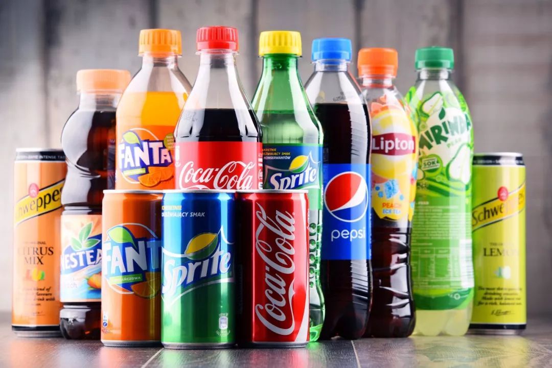 每天喝100ml含糖饮料，患癌率增加18%，果汁也不例外！